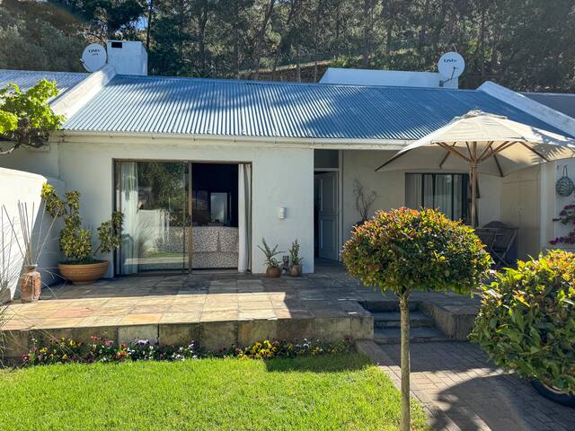 Tranquille Cottage De Waterkant gallery image 2