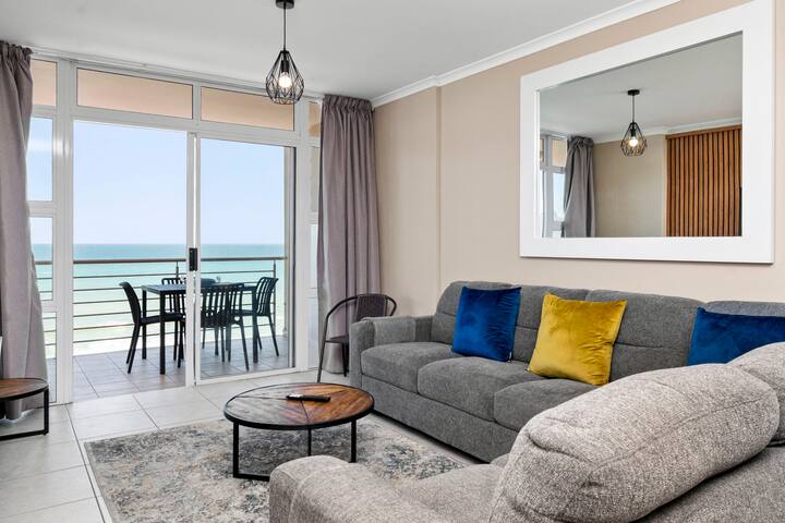 The Waves Luxury Apartment gallery image 3