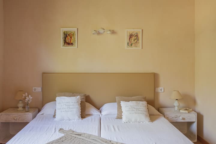 غرفة النوم 1