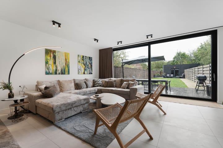 Modern & Spacious with Wellness