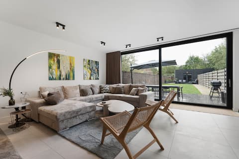 Modern & Spacious with Wellness