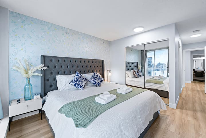 Stunning view-lavishly decorated-Centre of Van gallery image 4