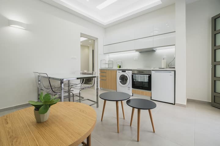 Peris #3 - Central Apt Near Old Town, Ac, Wifi - Chania