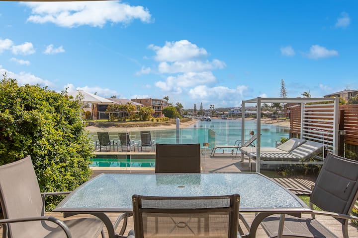 Saltwater Villas 2 BRM Waterfront Pet Friendly