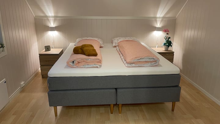 Novi, vrlo kvalitetni kreveti