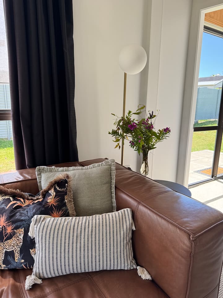 Light, Bright And A 5-minute Walk To Town - Martinborough