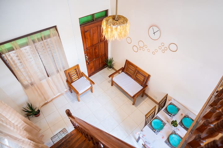 Bucana Beach House - El Nido, Philippines