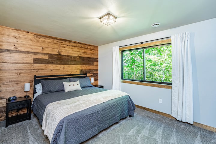 Hoofdslaapkamer gelegen op 2e verdieping 