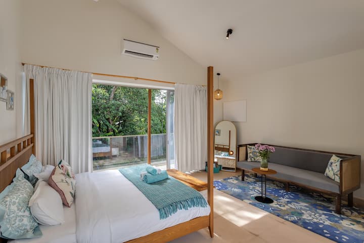 Bedroom 2 image 3