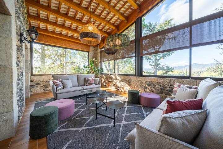 Charming Luxury Villa in Girona. Mas LLauger gallery image 5