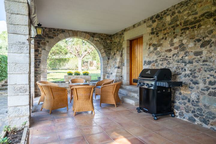 Charming Luxury Villa in Girona. Mas LLauger gallery image 4