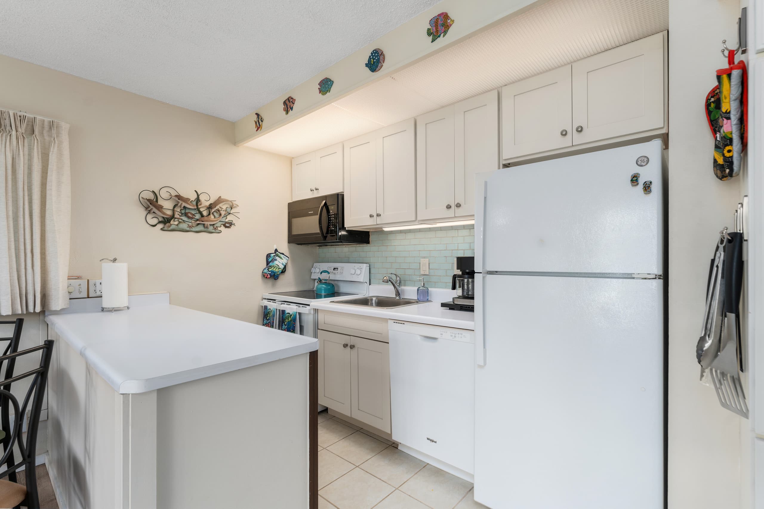 Condo in Kihei · ★4.82 · 1 bedroom · 2 beds · 1 private bath - Image 6
