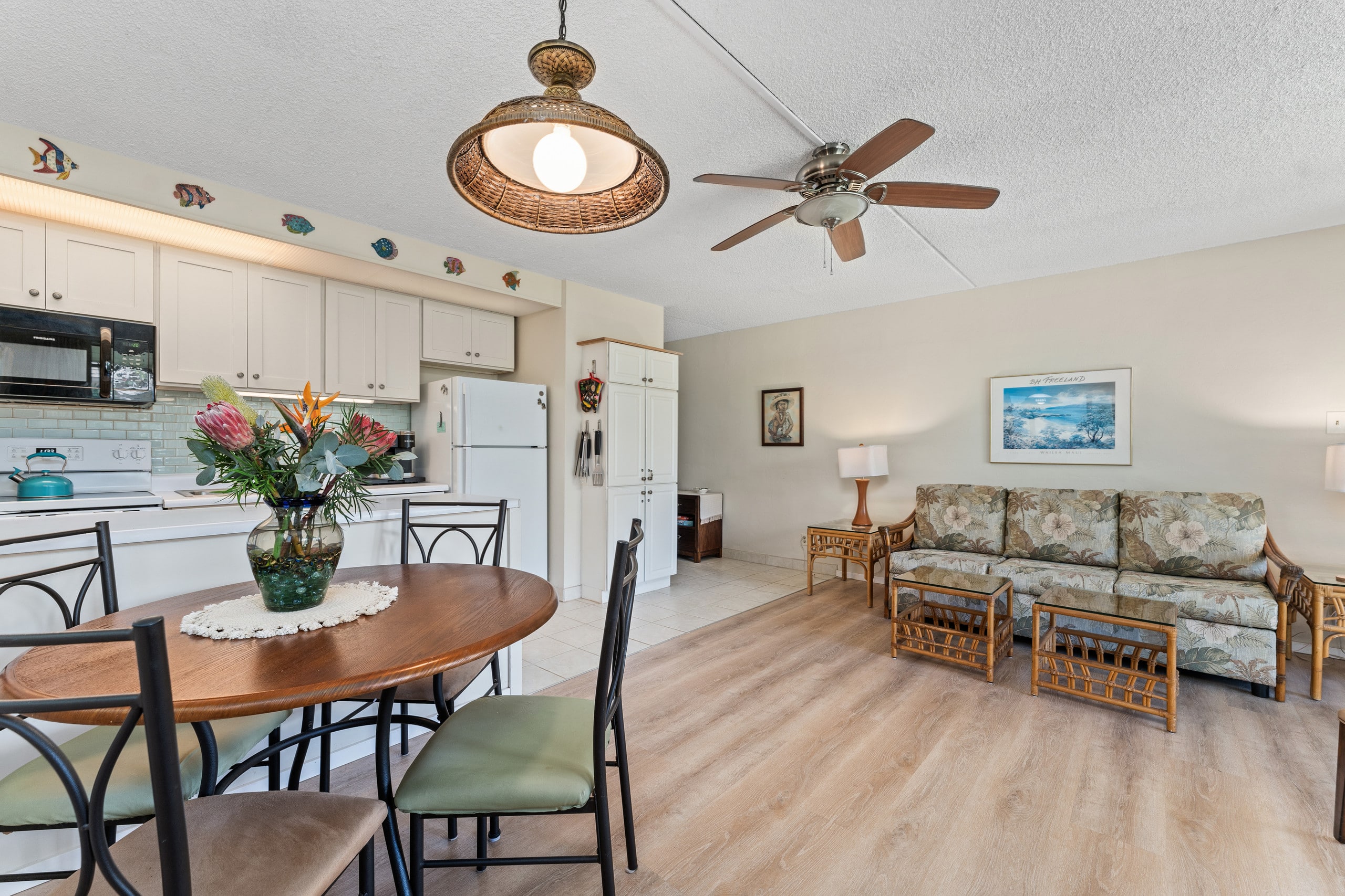 Condo in Kihei · ★4.82 · 1 bedroom · 2 beds · 1 private bath - Image 8