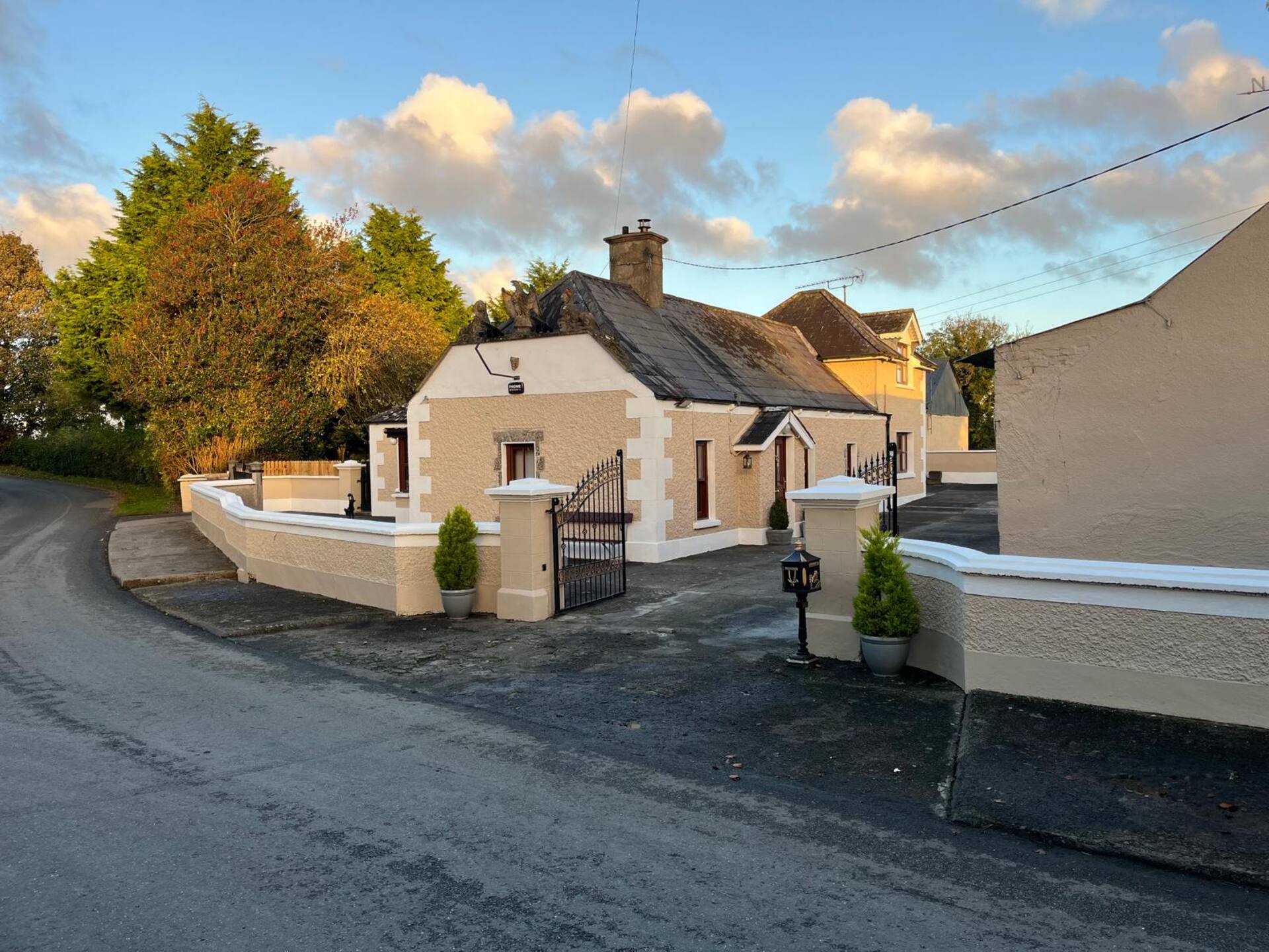 Windmill House, Clongill