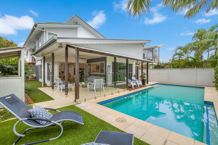 Casuarina Calm – Beach House with Pool by uHoliday