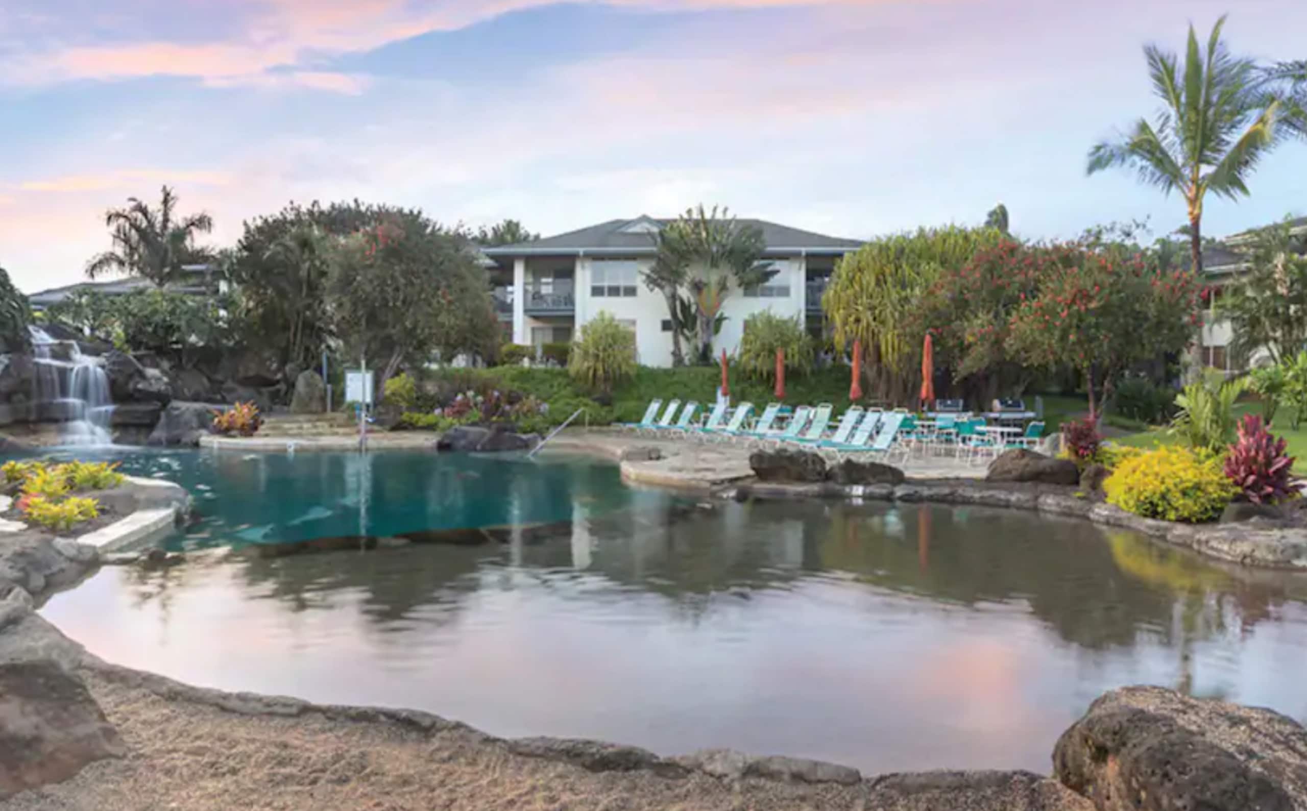 Resort in Princeville · ★4.5 · 2 bedrooms · 2 beds · 1 private bath - Image 14