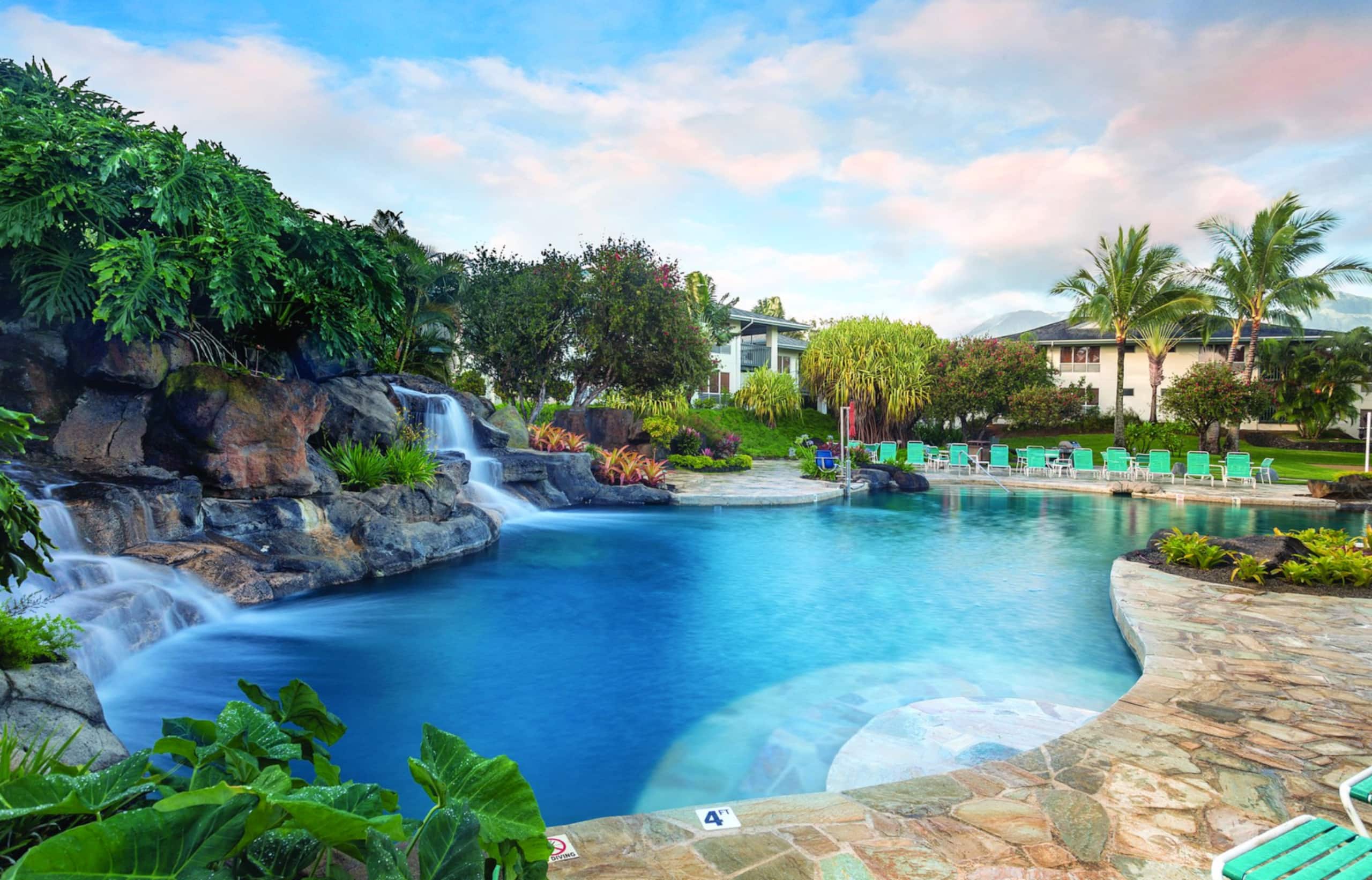 Resort in Princeville · ★4.5 · 2 bedrooms · 2 beds · 1 private bath - Image 1