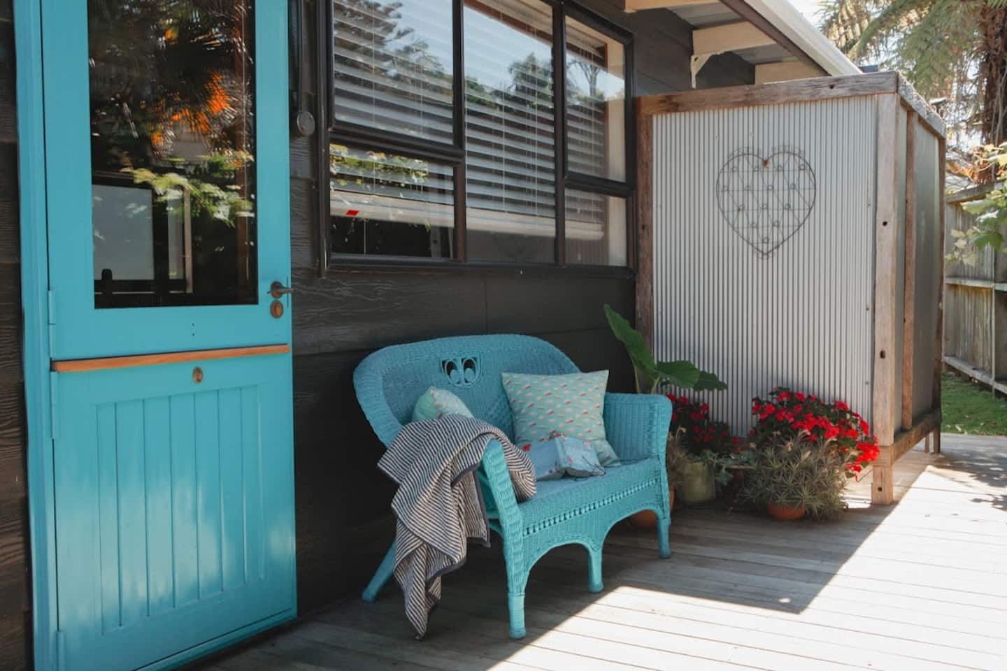 The Beach Hut Whiritoa 2