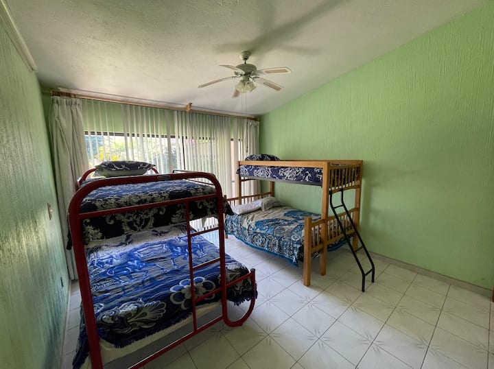 საძინებელი 2