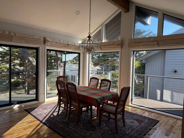 Charming 3BR/3BA Home Moss Beach gallery image 2