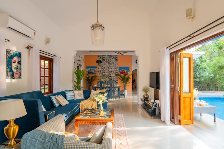 Living room image 2