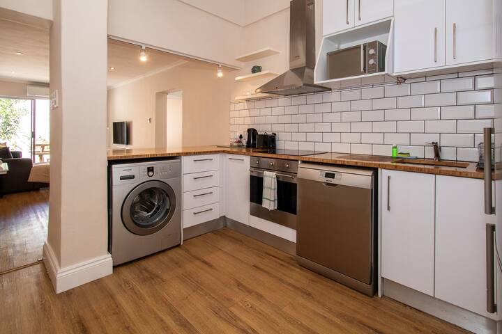 Beautiful 2 Bedroom London Road gallery image 4