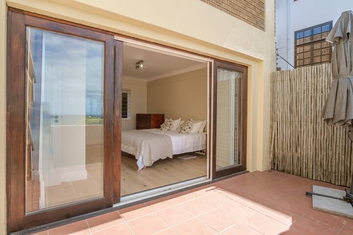 St James Magic gallery image 4