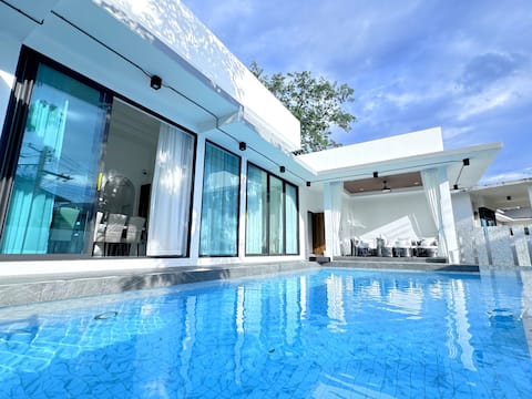 Pool villa at Green Valley, 4BRs
