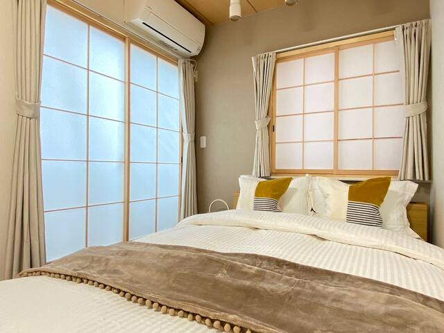 N28-2.【新宿一軒家】快適なゲストルーム丨交通便利丨JR線大久保駅７分 gallery image 2