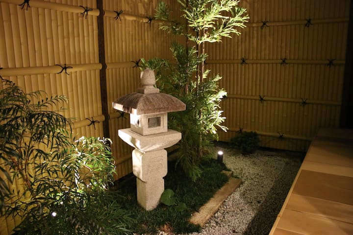 Ziyun | 5 min to Shinsekai, 4 rooms, 3 bathrooms, 3 baths, 3 Ziyun | 5 min to Shinsekai, 4 rooms, 3 bathrooms, 3 baths, 3