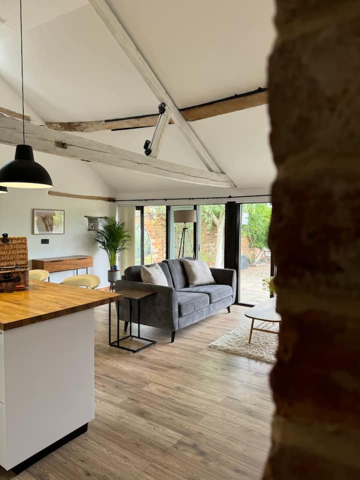The Old Cattle Barn - Oxfordshire