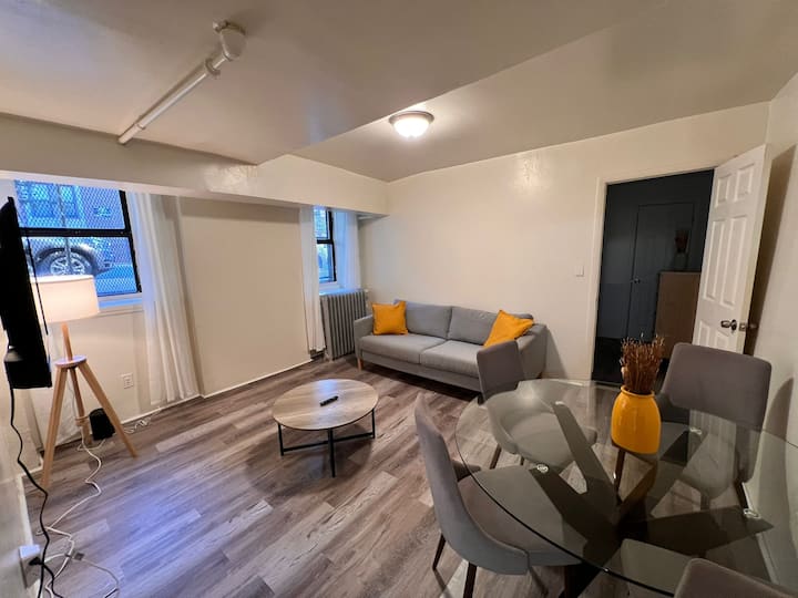 Cozy Two Bedroom - Brooklyn, NY