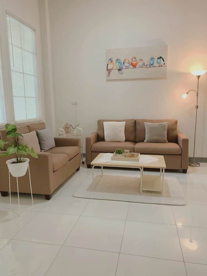 Rumahku Guest House - Makassar