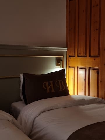 Become a Neighbor of History