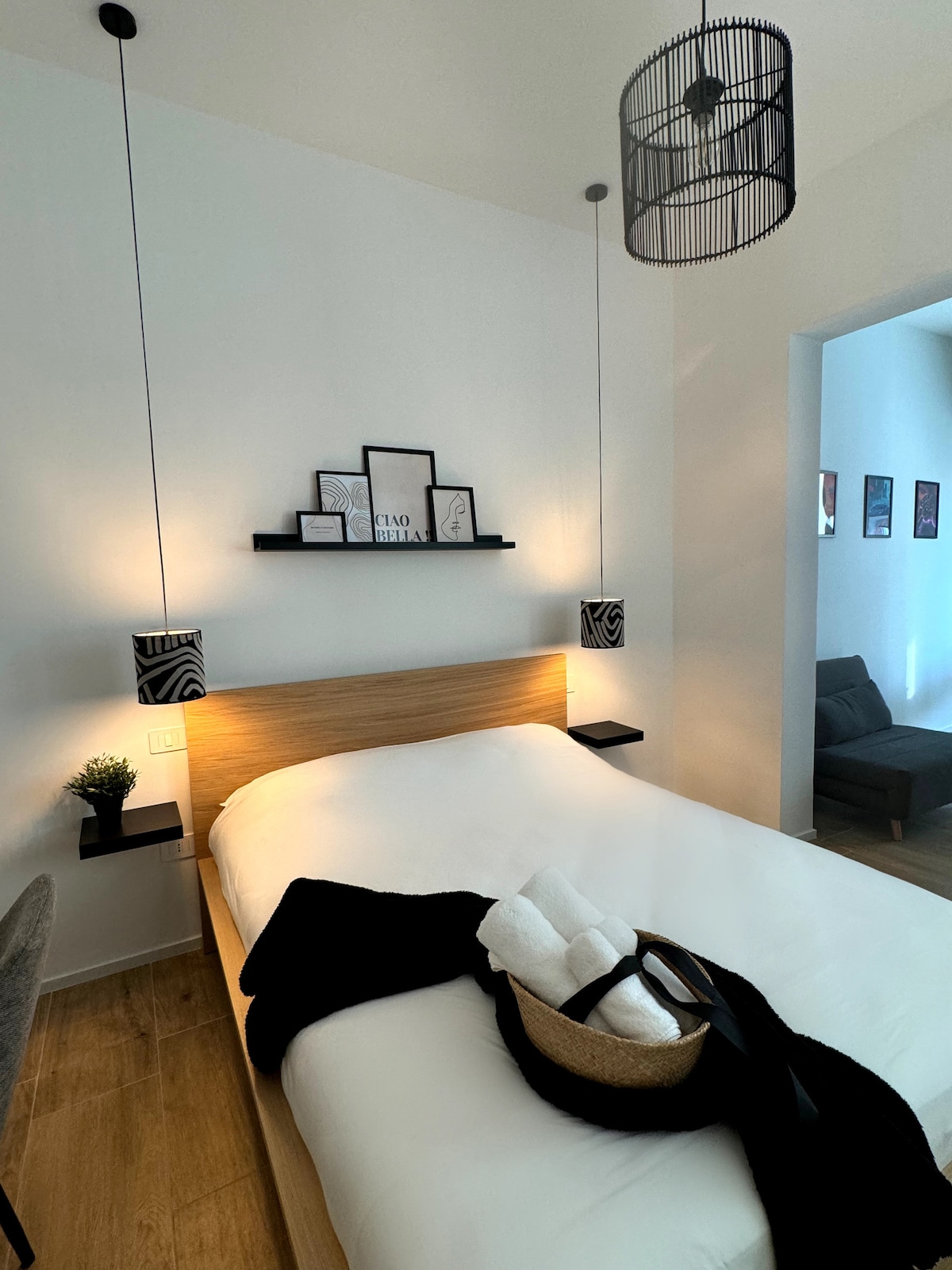 Geräumiges 160 x 200 m großes Bett