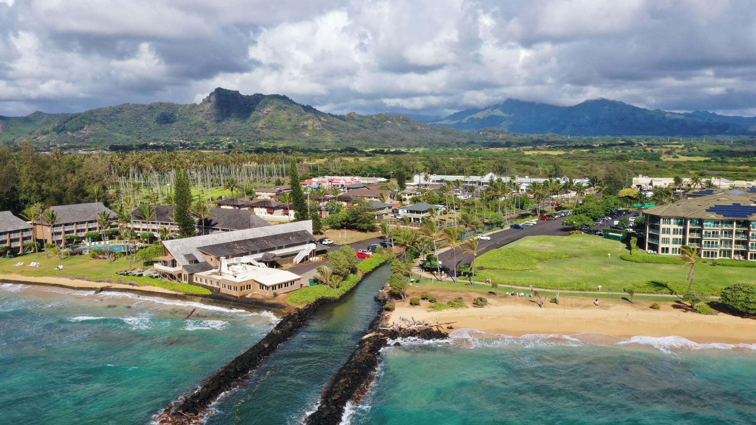 Home in Kapaa · ★4.96 · 2 bedrooms · 2 beds · 2 baths - Image 18
