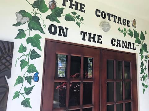 Corozal 1 Bedroom Cottage Pool Canal Views Fishing