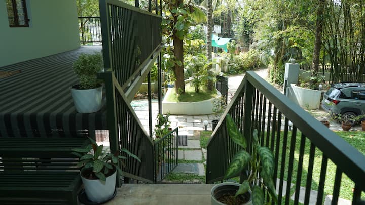 Adults&kids Group 20 To 30 All Room Booking - Kerala