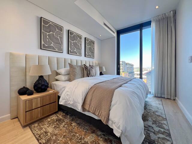 2-Bed De Waterkant Gem! No Loadshedding!