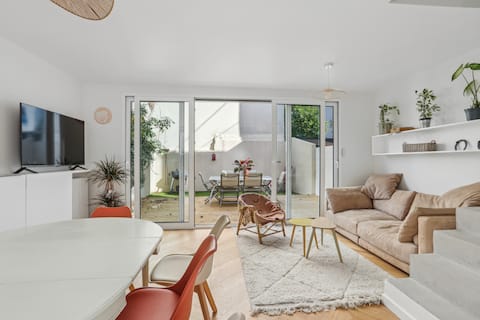 Family home (8 people)