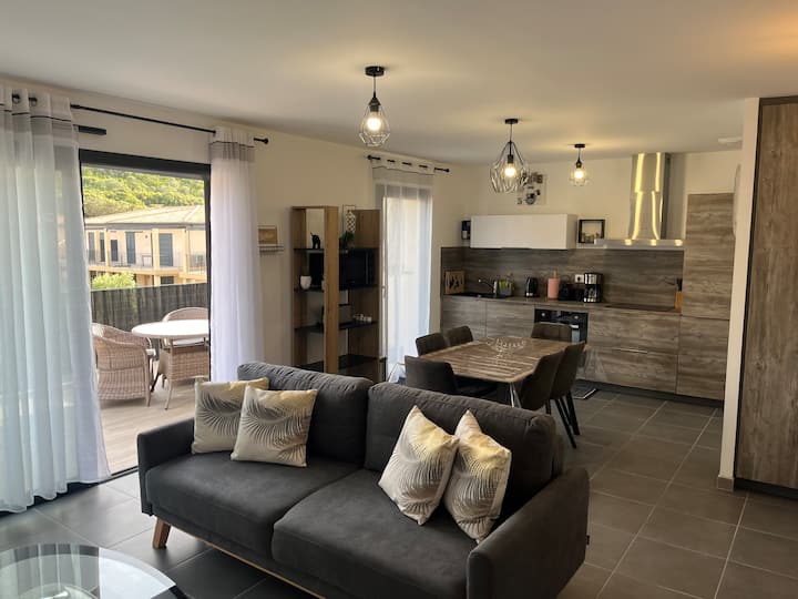 Appartement Avec Terrasse Et Piscine - Bonifacio