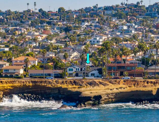 Sunset Cliffs Spectacular Oceanfront Villa gallery image 5