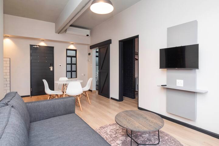 2BR | HAVN-Aparthotel by Totalstay gallery image 2