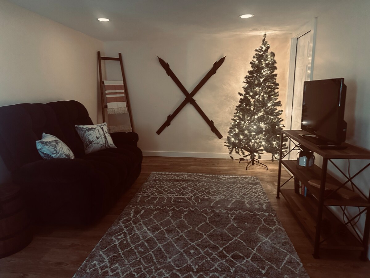 Top performing Airbnb: Cozy Sugar Shack in Southern Vermont