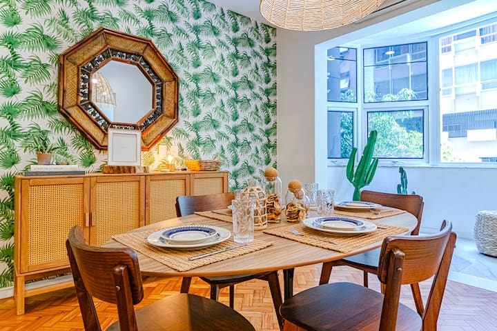 Reformadíssimo ao lado do metrô