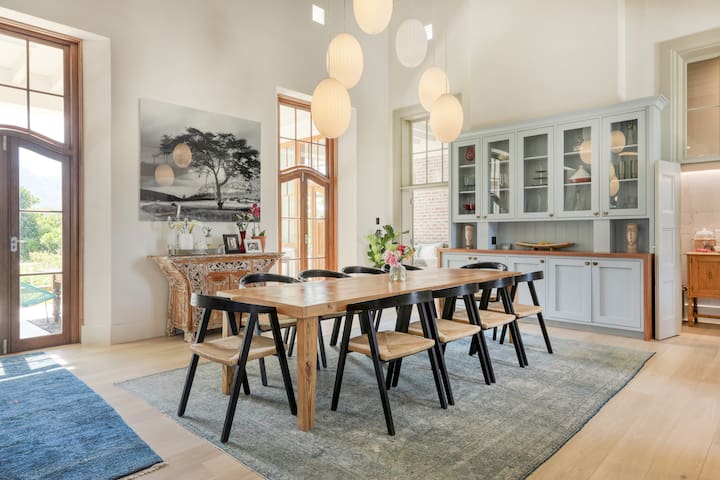 Stylish 3-Bed Constantia Home with Mountain Views gallery image 5