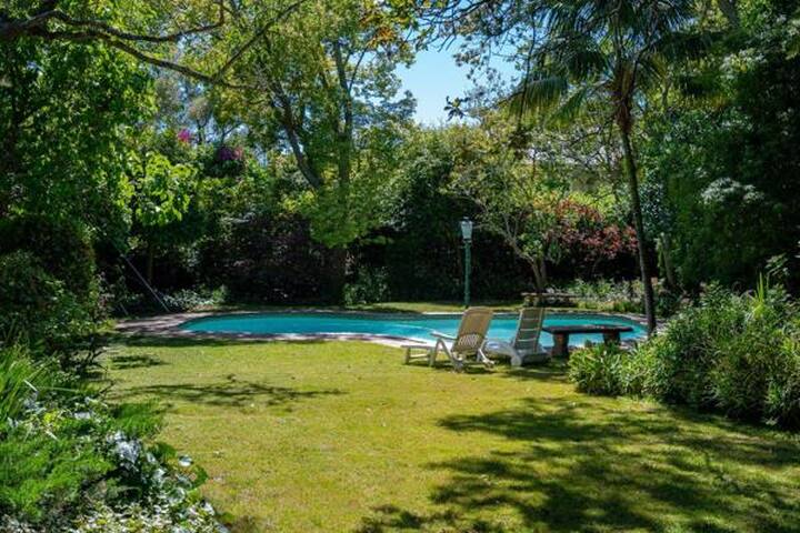 Long Cottage gallery image 5