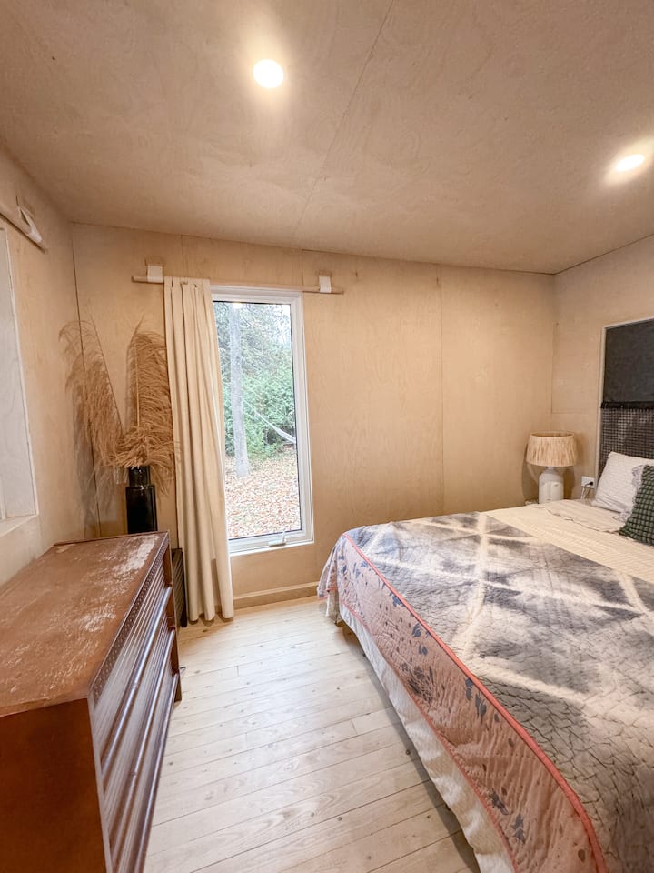 საძინებელი 1