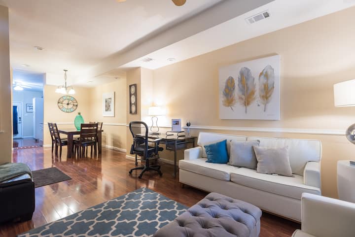 Townhouse in Harrisburg · ★4.71 · 3 bedrooms · 4 beds · 2 baths