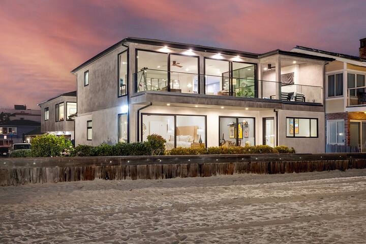 A Dream Right on the BEACH! gallery image 2